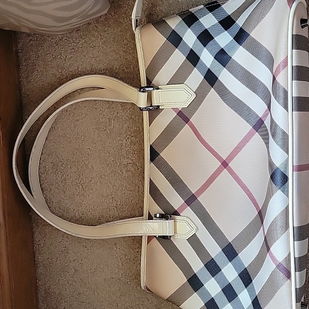 Authentic Burberry Purse